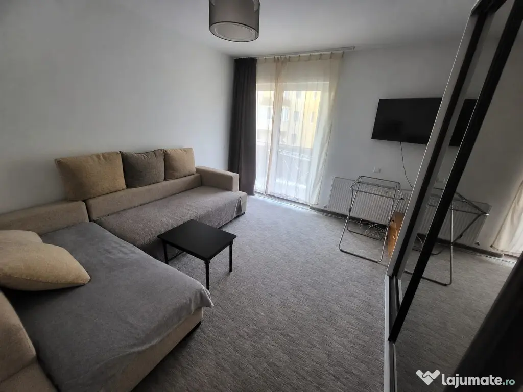 COMISION 0 Apartament 3 camere decomandat zona Porii - Floresti (Cluj)