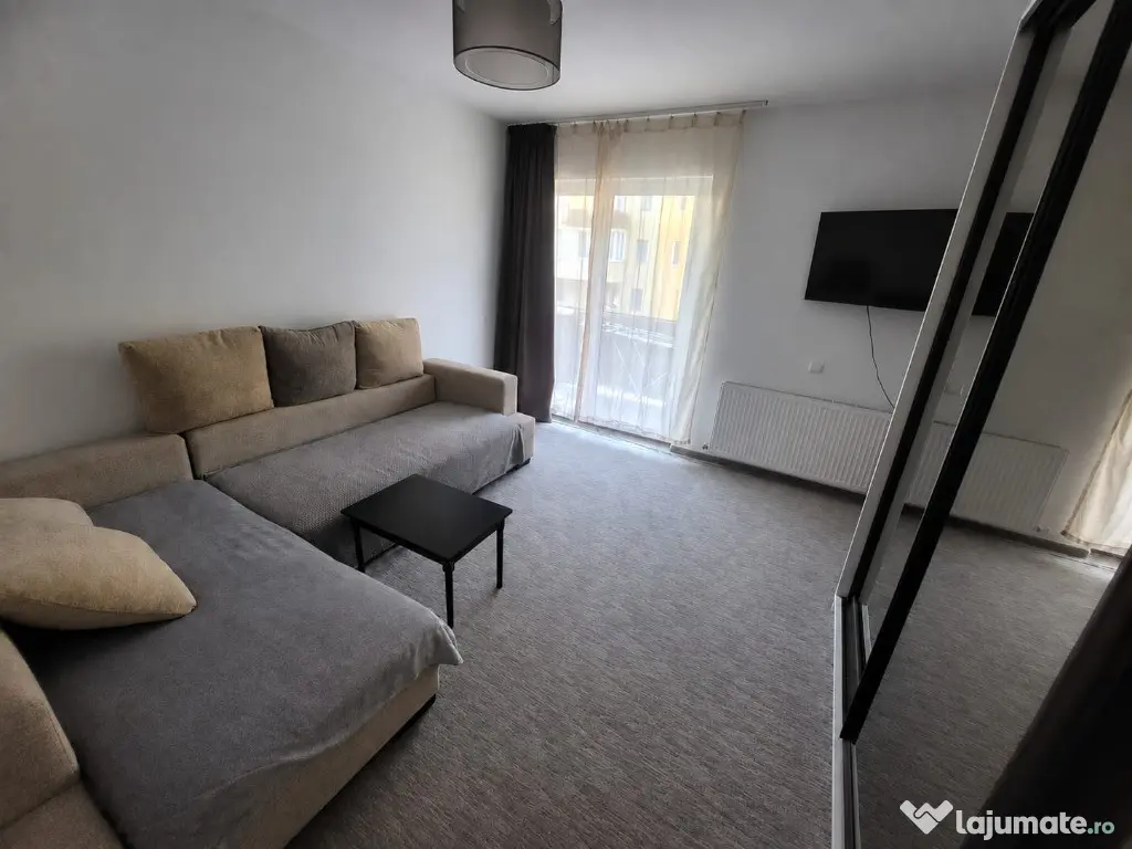 COMISION 0 Apartament 3 camere decomandat zona Porii - Floresti (Cluj)