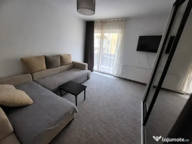 COMISION 0 Apartament 3 camere decomandat zona Porii - Floresti (Cluj)