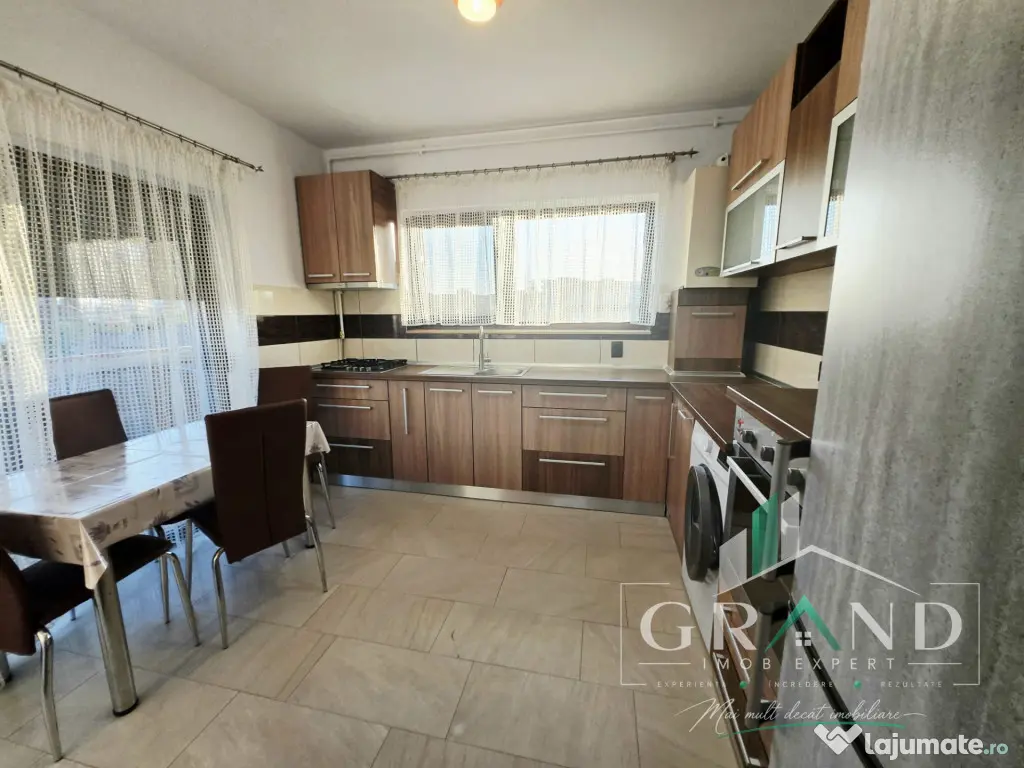 2 CAMERE + BIROU 15 MP + PARCARE | BALCON 12 MP | IULIUS MAL - Cluj-Napoca (Cluj)