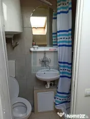 Camera 20 mp, situată la mansarda-zona Racadau 