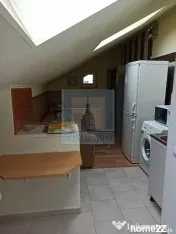 Camera 20 mp, situată la mansarda-zona Racadau 