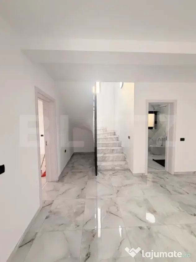 Casa moderna individuala P+1+teren 500 mp, zona Simnicu de J - Craiova (Dolj)