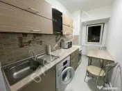 Garsoniera,rond Aba Iulia-Decebal,Bdul. Unirii 75,blocul cu CEC bank