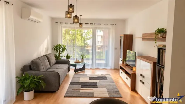 Apartament 2 camere, decomandat, confort sporit, terasa, par - Brasov (Brasov)