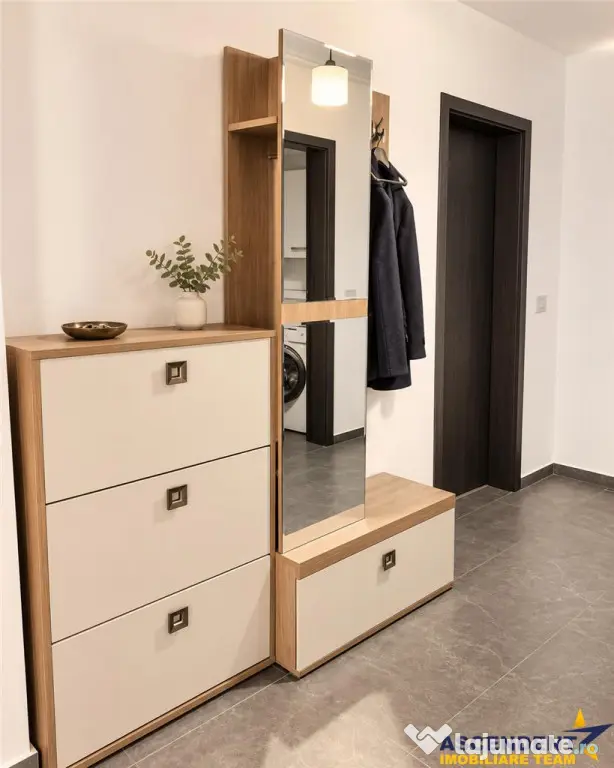 Apartament 2 camere, decomandat, confort sporit, terasa, par - Brasov (Brasov)