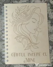 Agendă A5 din lemn „Totul începe cu mine” – copertă reutilizabilă, 80 foi 