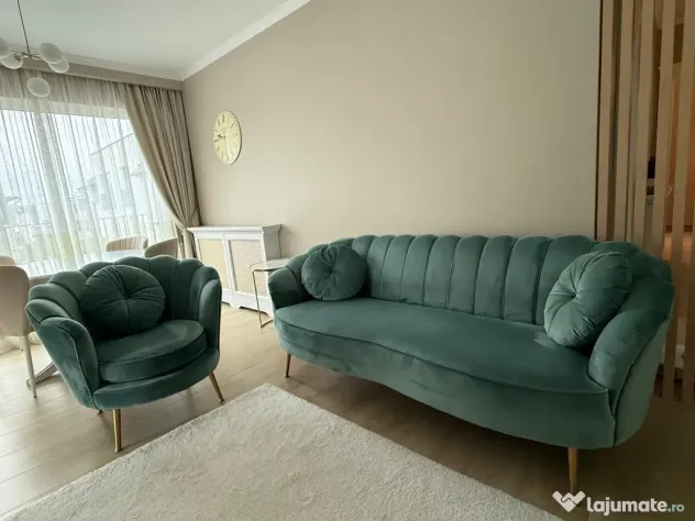Vând canapea și fotoliu