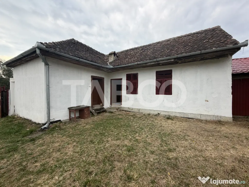 Casa de vacanta 3 camere anexa 720 m teren in Jibert Judetul - Jibert (Brasov)