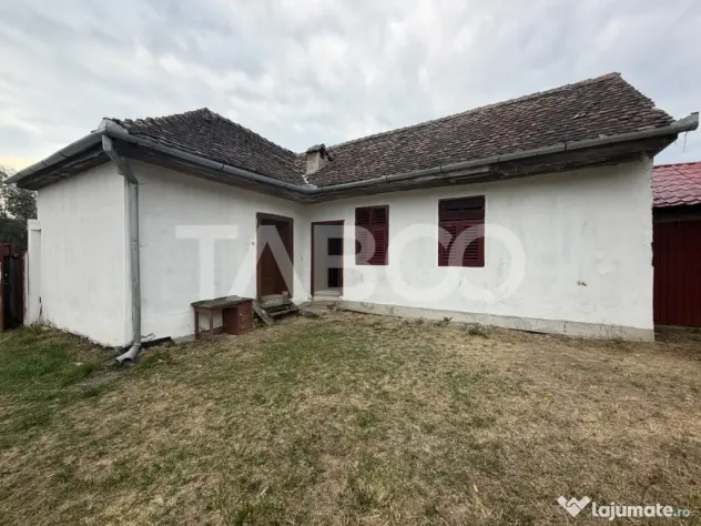 Casa de vacanta 3 camere anexa 720 m teren in Jibert Judetul - Jibert (Brasov)