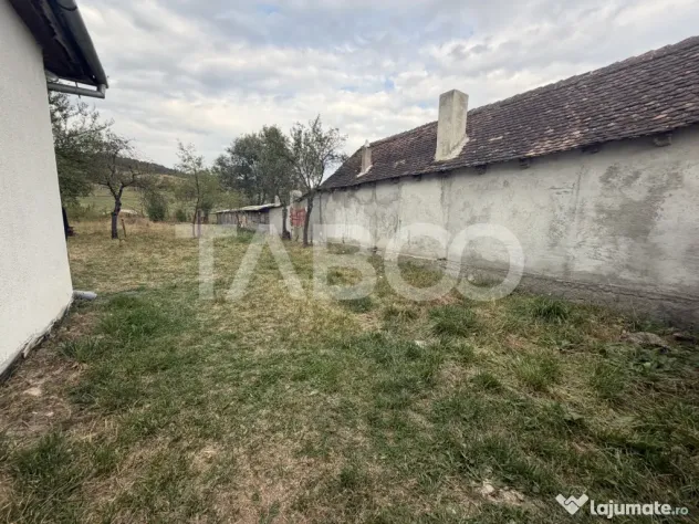 Casa de vacanta 3 camere anexa 720 m teren in Jibert Judetul - Jibert (Brasov)