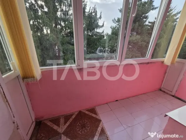 Apartament 2 camere semidecomandat zona V.Alecsandri se acce - Fagaras (Brasov)