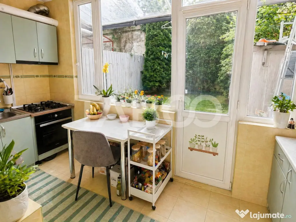 Garsoniera de vanzare 47 mp utili cu o mica gradina de 17 mp - Sibiu (Sibiu)
