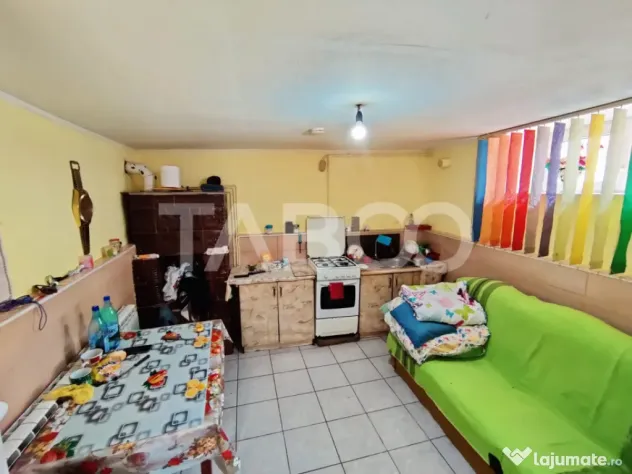 Comision 0% Casa de vanzare 4 camere 2 bai teren 266 mp Sali - Saliste (Sibiu)