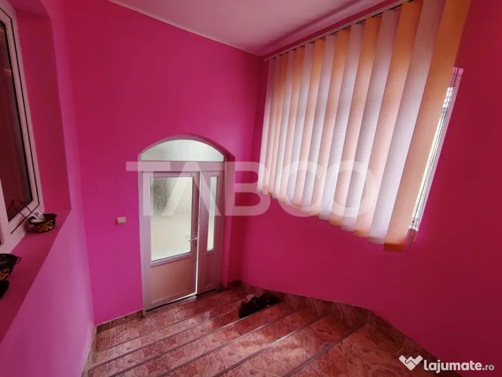 Comision 0% Casa de vanzare 4 camere 2 bai teren 266 mp Sali - Saliste (Sibiu)