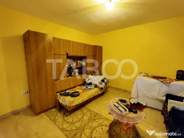 Comision 0% Casa de vanzare 4 camere 2 bai teren 266 mp Sali - Saliste (Sibiu)