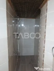 Apartament de vanzare 3 camere zona Bulevardului Corneliu Co 