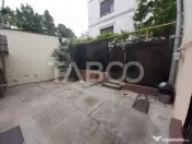 Apartament de vanzare 3 camere zona Bulevardului Corneliu Co 