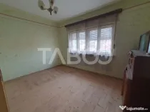 Casa de vanzare in Mandra 140 mp utili curte sura anexe 3 be