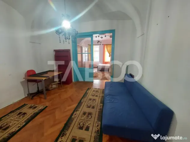 Apartament de vanzare 2 camere 68 mpu pivnita in Centrul Ist - Sibiu (Sibiu)