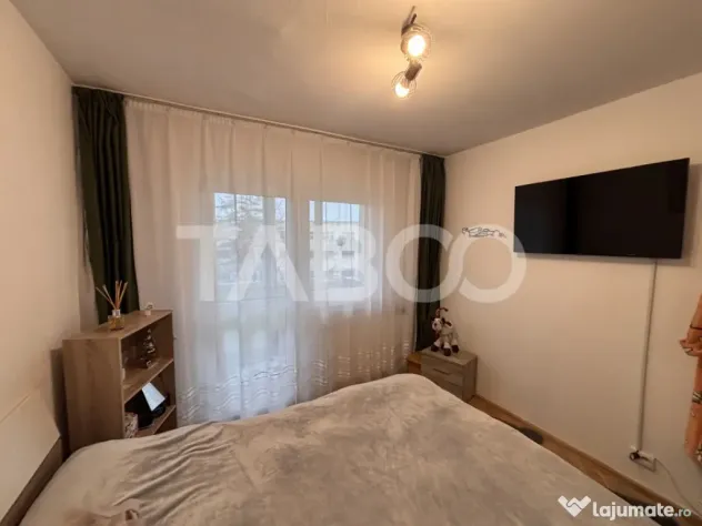 Apartament decomandat 3 camere de vanzare etaj 2 Valea Aur - Sibiu (Sibiu)