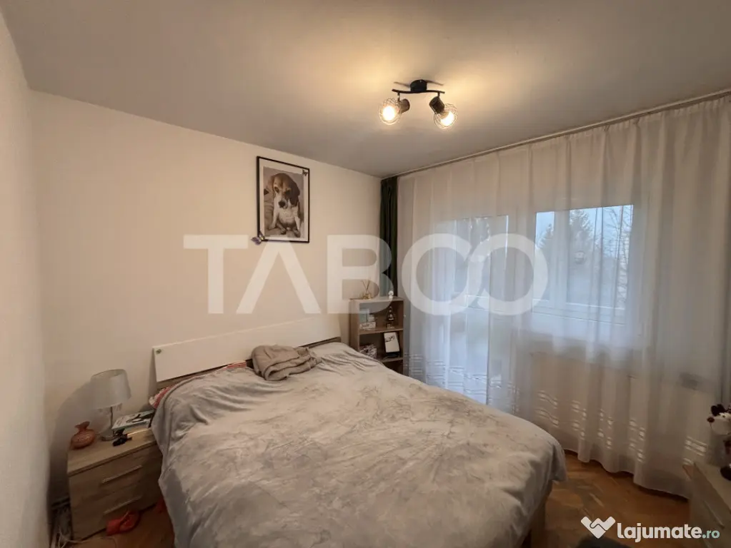 Apartament decomandat 3 camere de vanzare etaj 2 Valea Aur - Sibiu (Sibiu)