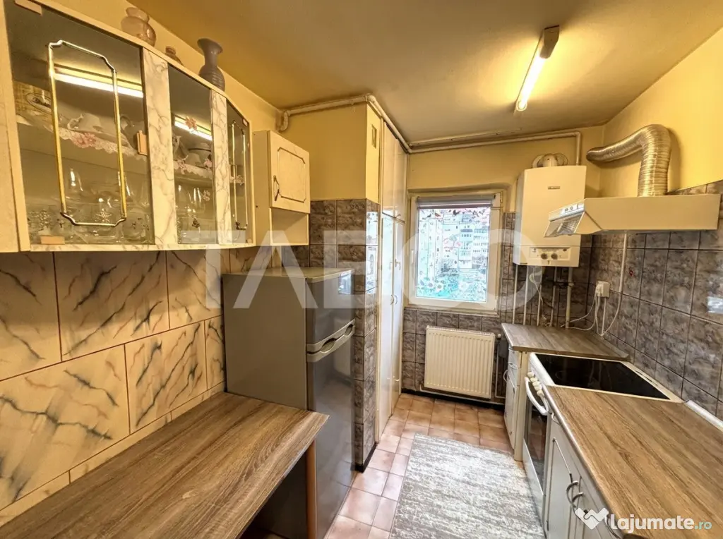 Apartament decomandat 3 camere de vanzare etaj 2 Valea Aur - Sibiu (Sibiu)