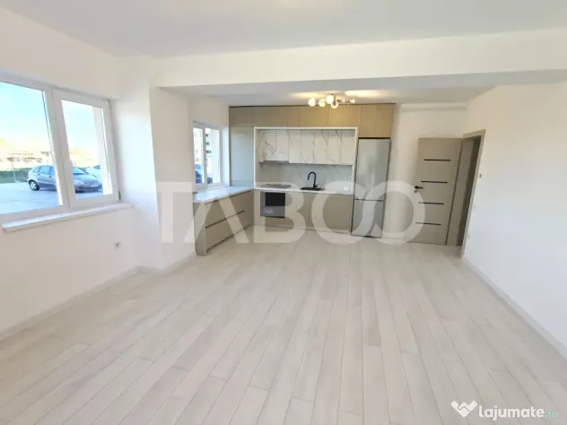 Apartament spatios 3 camere 2 bai 2 balcoane si parcare - CO - Sibiu (Sibiu)