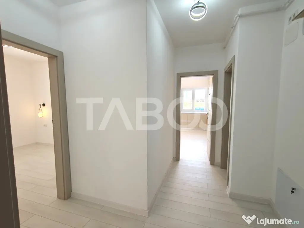 Apartament spatios 3 camere 2 bai 2 balcoane si parcare - CO - Sibiu (Sibiu)