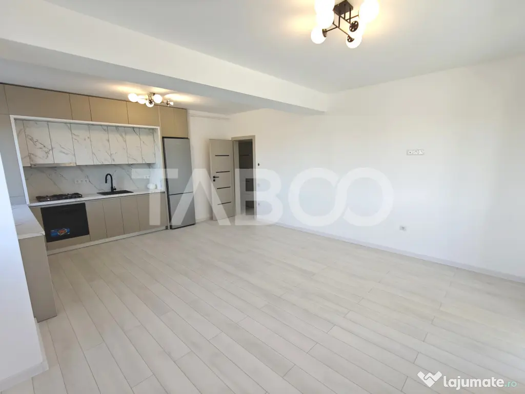 Apartament spatios 3 camere 2 bai 2 balcoane si parcare - CO - Sibiu (Sibiu)