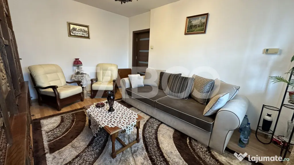 Apartament 4 camere 2 ba in bloc cu lift pivnita Mihai Vite - Sibiu (Sibiu)
