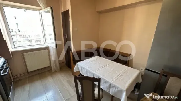 Apartament 4 camere 2 ba in bloc cu lift pivnita Mihai Vite - Sibiu (Sibiu)