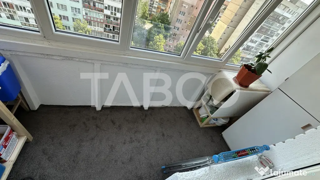 Apartament 4 camere 2 ba in bloc cu lift pivnita Mihai Vite - Sibiu (Sibiu)