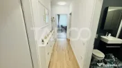Apartament modern 63mpu 3 camere 2 bai 2 parcari de vanzare 
