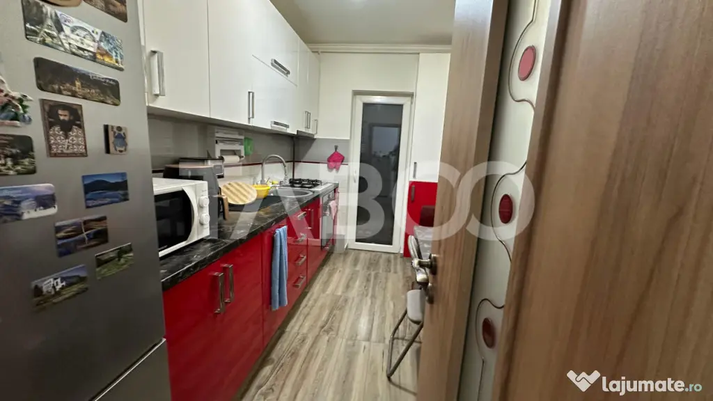 Apartament 3 camere decomandat 2 locuri de parcare Arhitect - Sibiu (Sibiu)