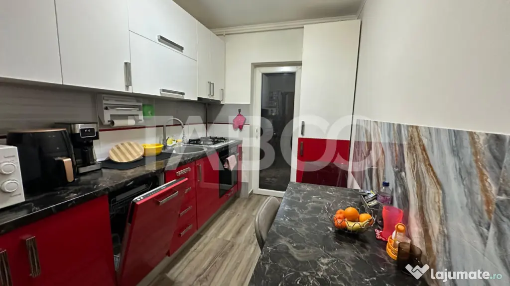 Apartament 3 camere decomandat 2 locuri de parcare Arhitect - Sibiu (Sibiu)