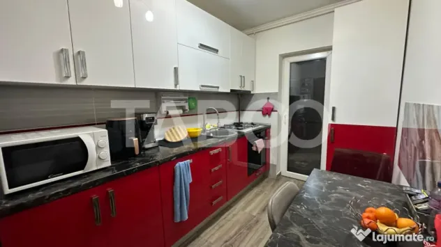 Apartament 3 camere decomandat 2 locuri de parcare Arhitect - Sibiu (Sibiu)