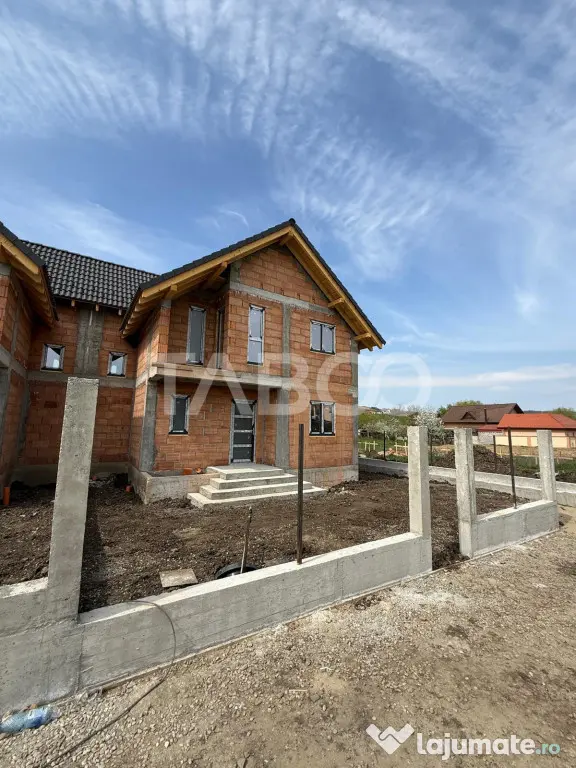 Casa 5 camere curte libera 262 mp terasa 22 mp 3 bai Sura Ma - Sura Mare (Sibiu)