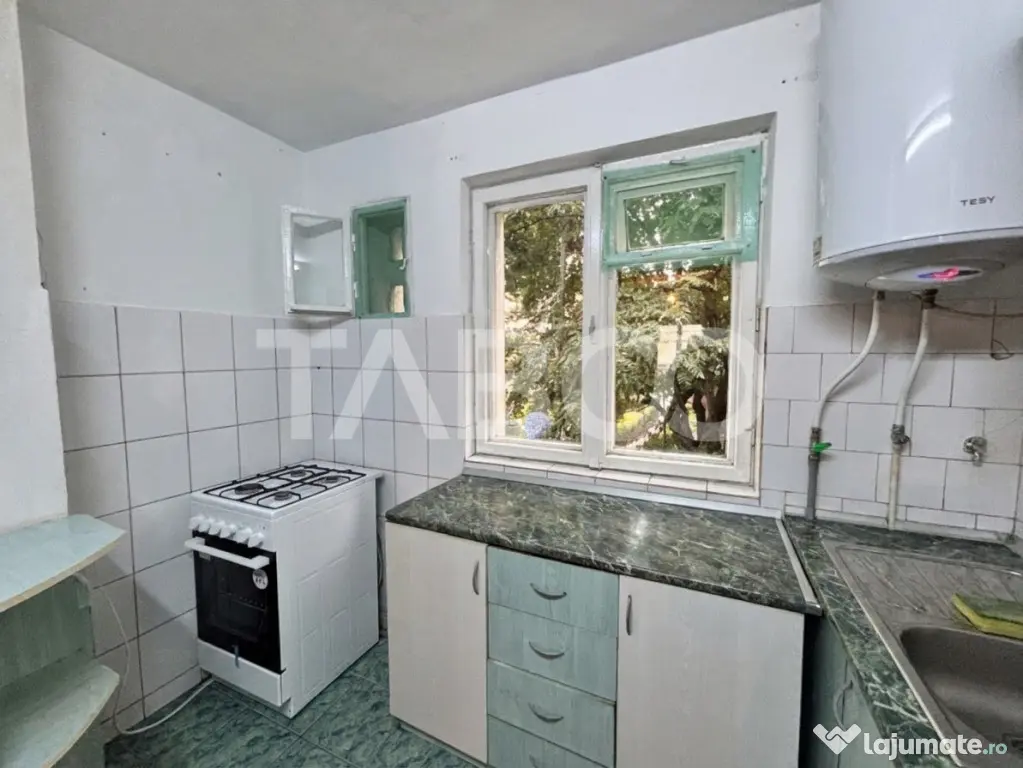 Apartament cu 4 camere in Manastur zona strazii Izlazului - Cluj-Napoca (Cluj)