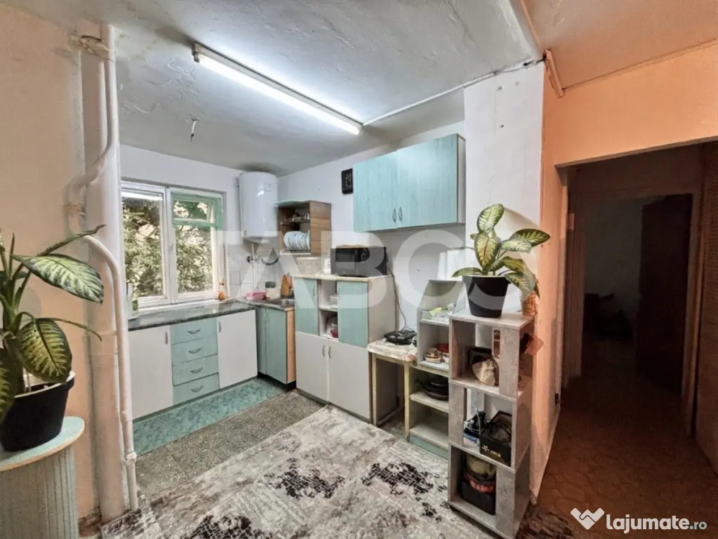 Apartament cu 4 camere in Manastur zona strazii Izlazului - Cluj-Napoca (Cluj)