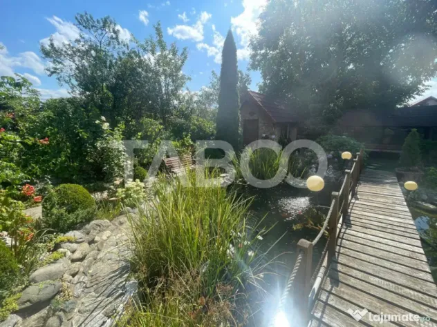 Casa deosebita de vanzare 453 mp utili si curte 528 mp in A - Avrig (Sibiu)