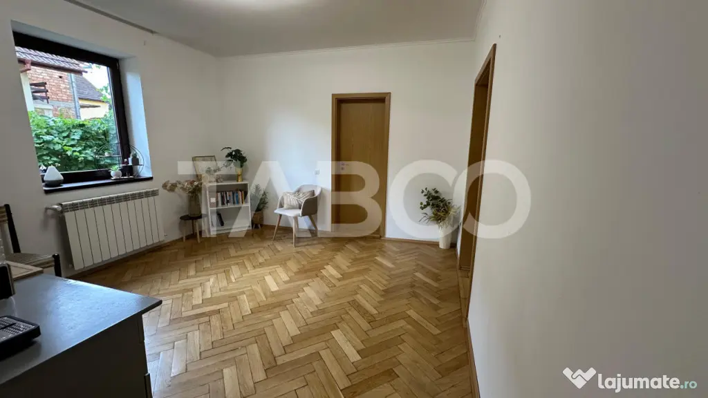 Casa 8 camere individuala curte libera 300mp zona Calea Popl - Sibiu (Sibiu)