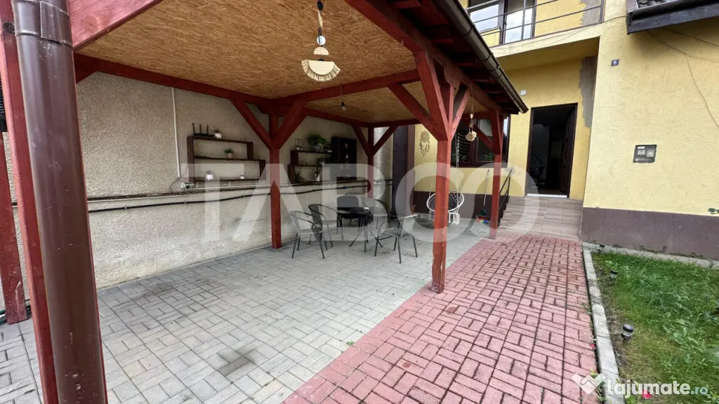 Casa 8 camere individuala curte libera 300mp zona Calea Popl - Sibiu (Sibiu)