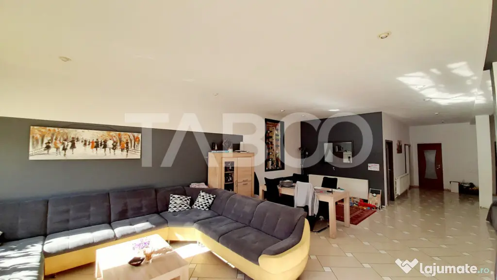 Pensiune si casa in centrul Sibiului cu business functional - Sibiu (Sibiu)