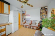 De vânzare apartament cu 2 camere, în zona Rogerius