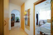 De vânzare apartament cu 2 camere, în zona Rogerius