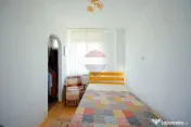 De vânzare apartament cu 2 camere, în zona Rogerius