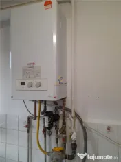 Apartament Etaj Intermediar Cu Centrala Iulius Mall 