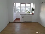 Apartament Etaj Intermediar Cu Centrala Iulius Mall 