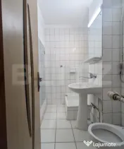 Apartament 4 camere decomandat, 2 băi, parter, zona Caraima